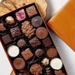 GIFT BOXES